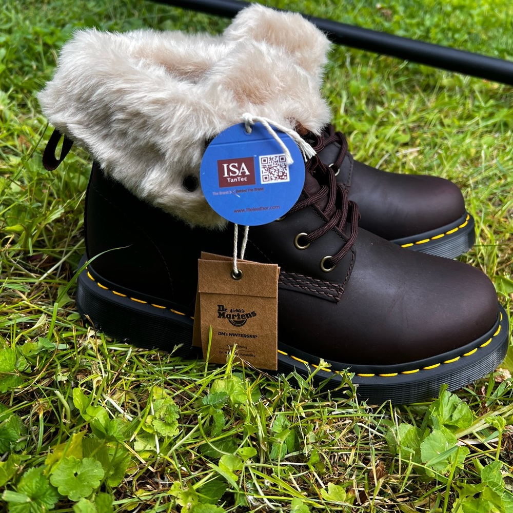 ❌Sold Dr.Martens 1460 Kolbert leather fold down fur boot